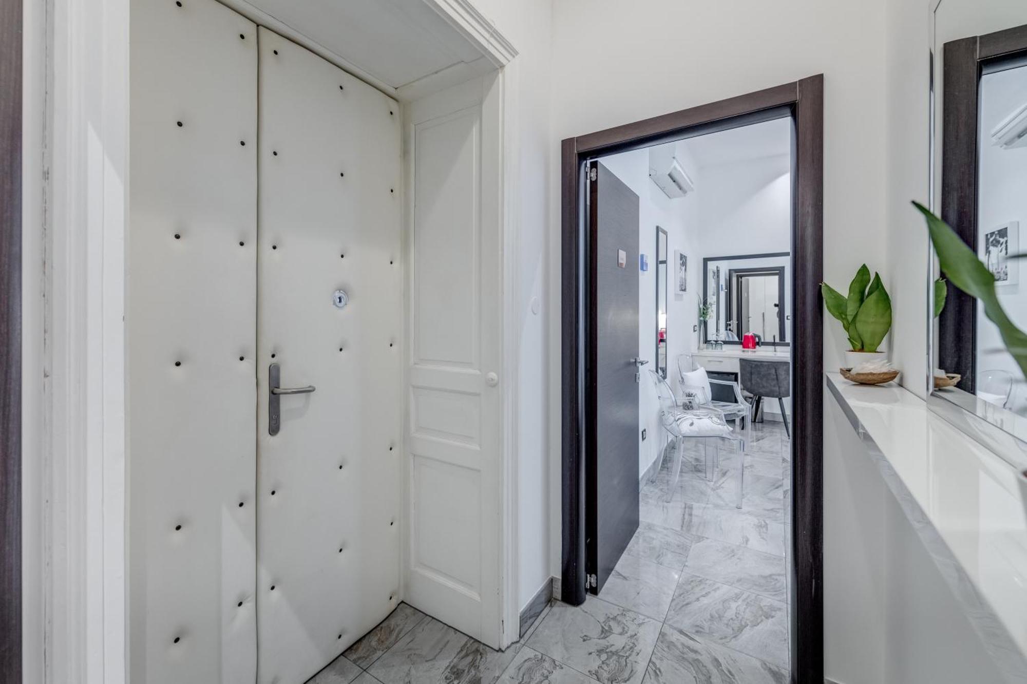 Tango Luxury Rooms Split Exterior photo
